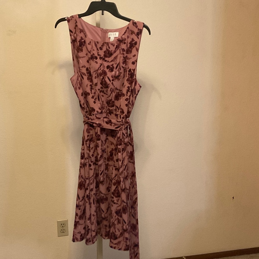 Elle‎ Pink Floral Midi Dress
